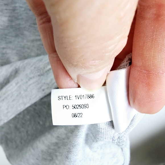 Vineyard Vines Lax Victory Lap Heather Grey Long Sleeve Shirt NWT - Picture 10 of 10